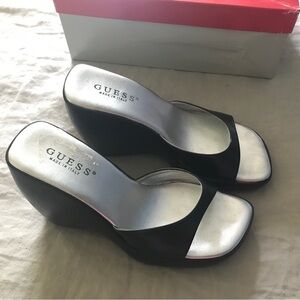 Black, size 7, Guess heeled sandals